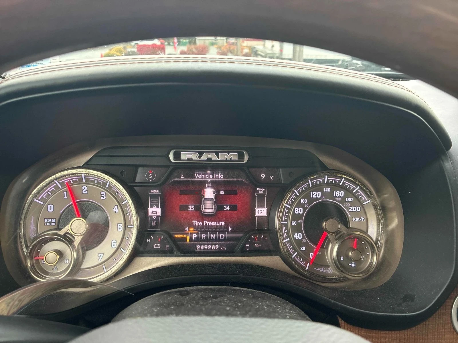 Dodge RAM 1500, снимка 10 - Автомобили и джипове - 56684889