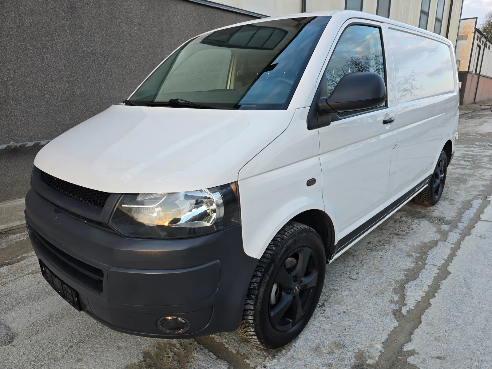 VW T5 Transporter 2.0 TDI , снимка 1