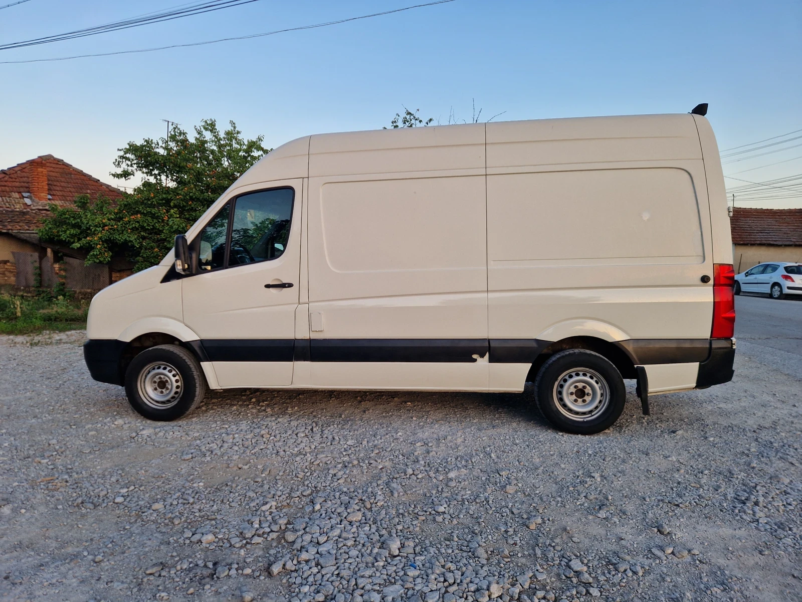 VW Crafter 2.5 TDI L2 H2, снимка 8 - Бусове и автобуси - 54623066