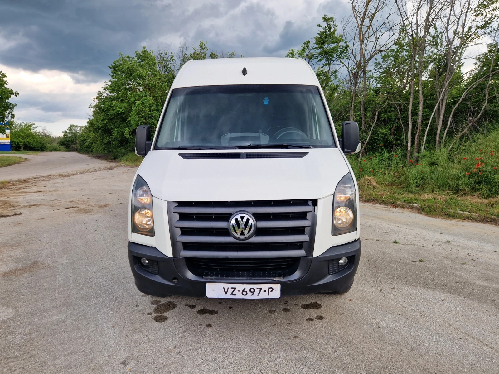 VW Crafter 2.5 TDI L2 H2, снимка 8 - Бусове и автобуси - 54623066