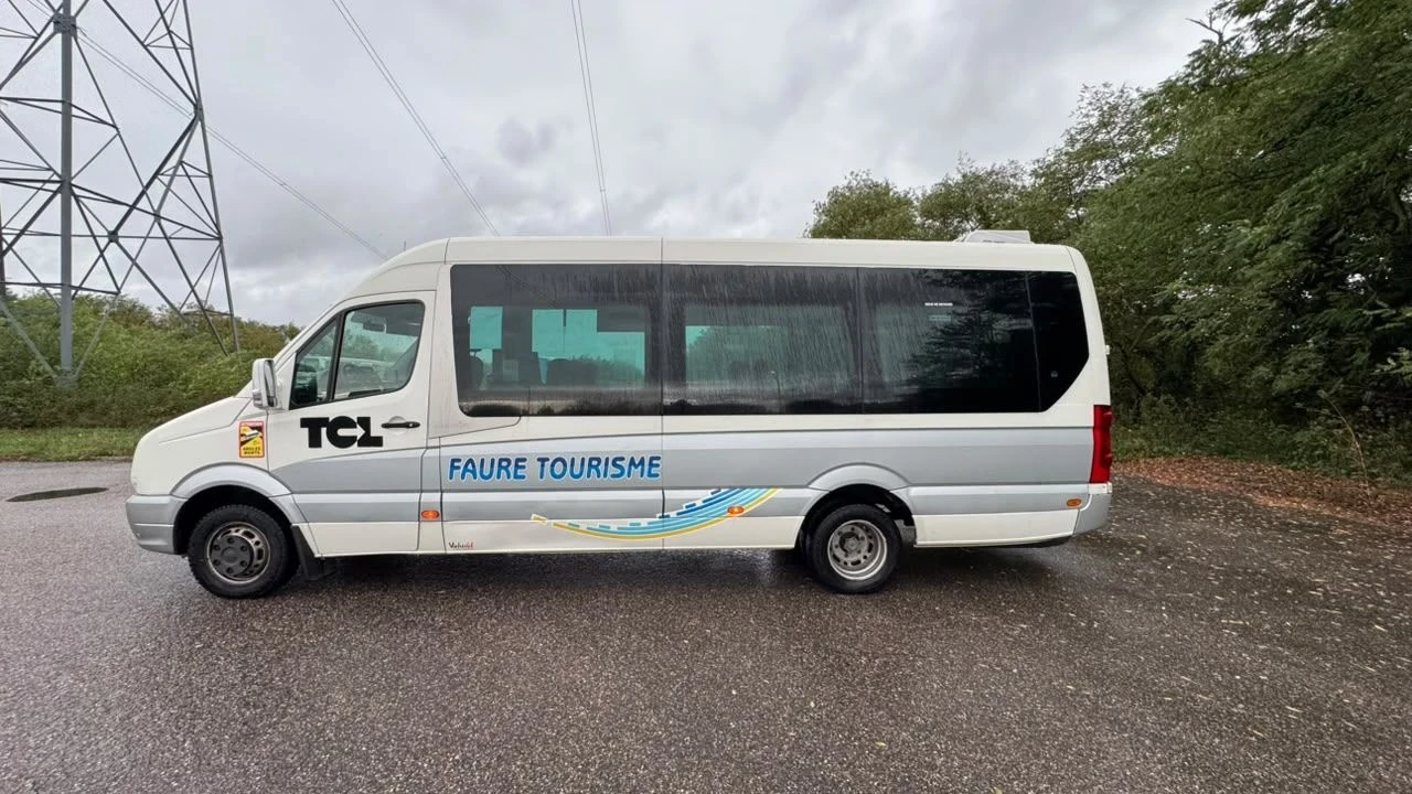 VW Crafter 2.5, снимка 3 - Бусове и автобуси - 56441677