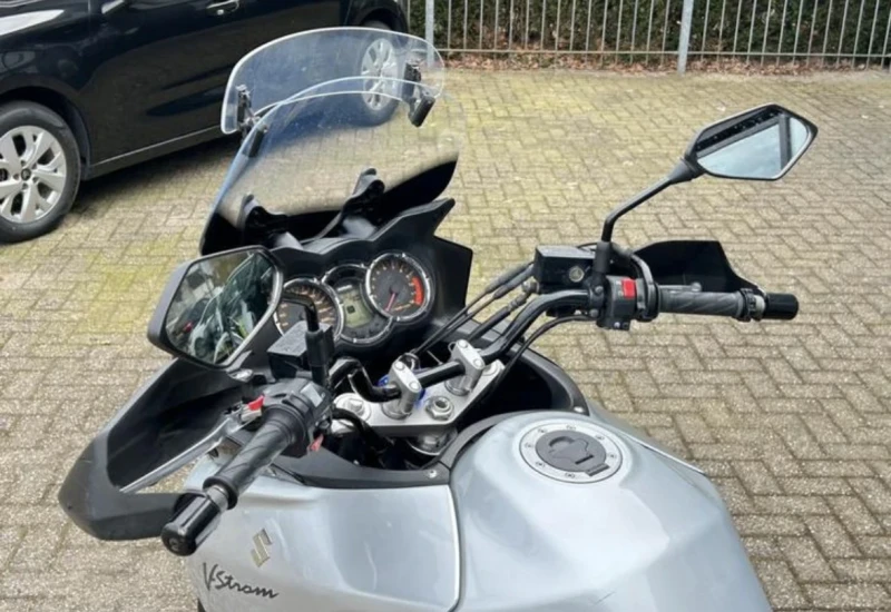 Suzuki DL V-Strom 1000, снимка 9 - Мотоциклети и мототехника - 51858170
