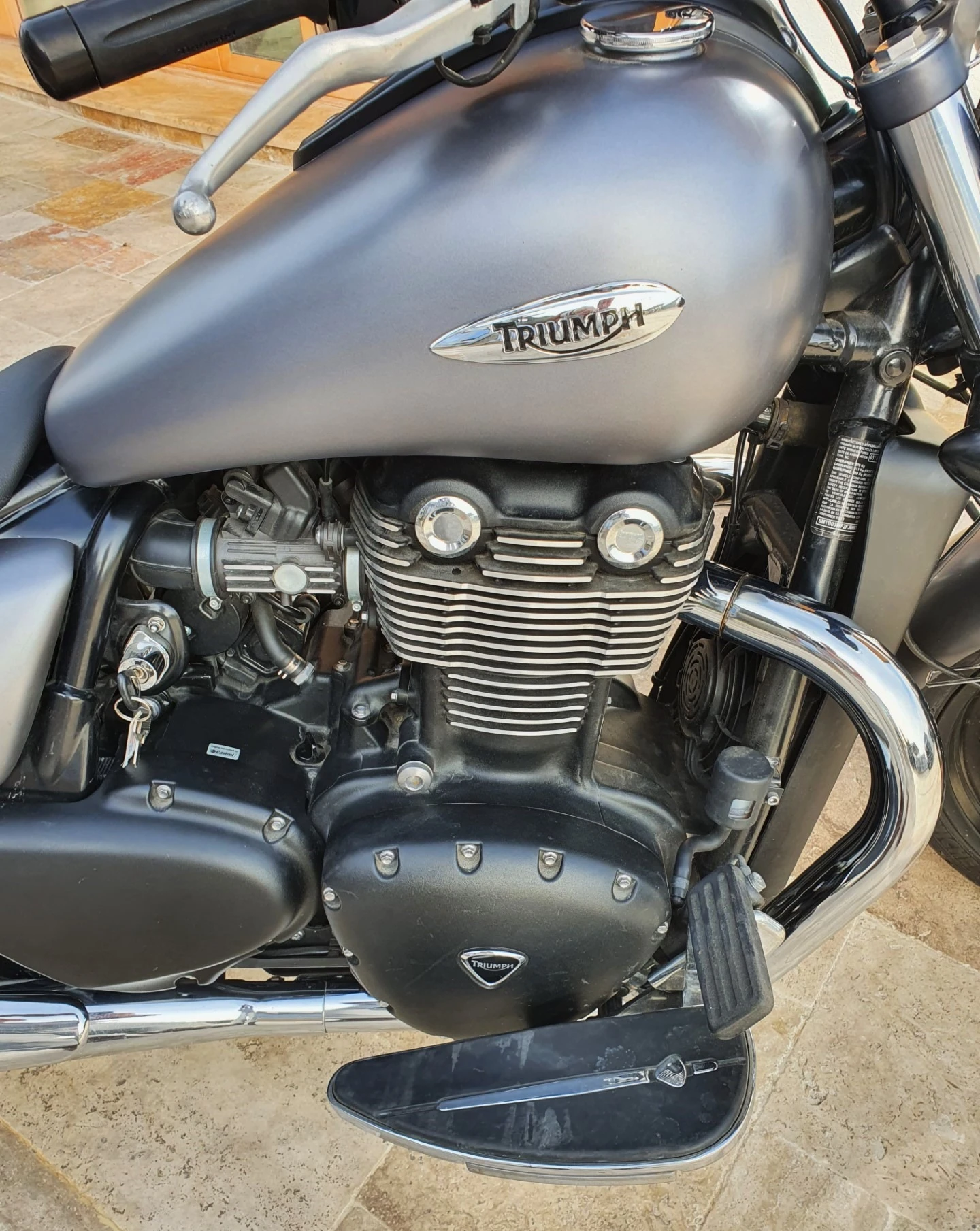 Triumph Thunderbird Storm 1700 - изображение 7