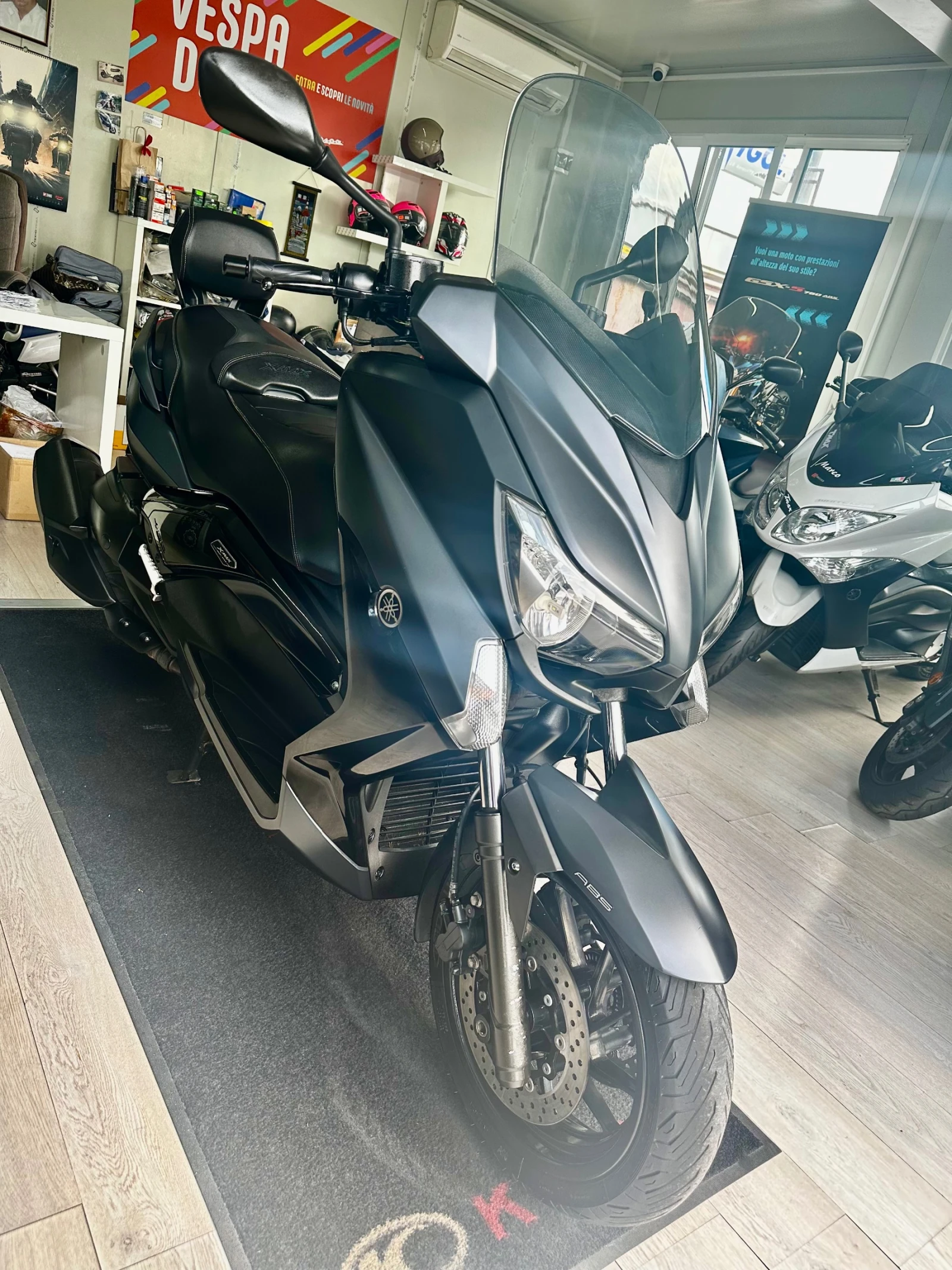 Yamaha X-max 400i Iron Max ABS - изображение 6