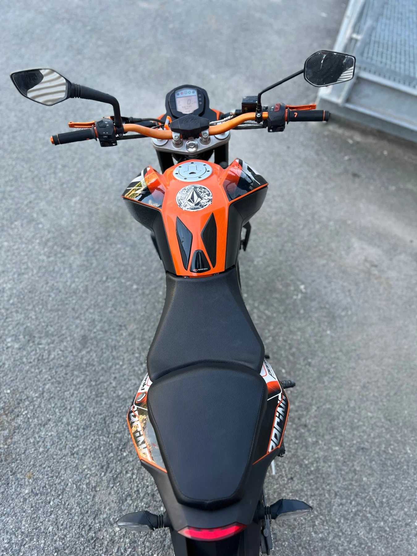 Ktm Duke 125, снимка 5 - Мотоциклети и мототехника - 54845945