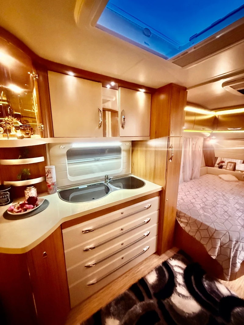 Каравана Hobby Premium., снимка 5 - Каравани и кемпери - 49809364