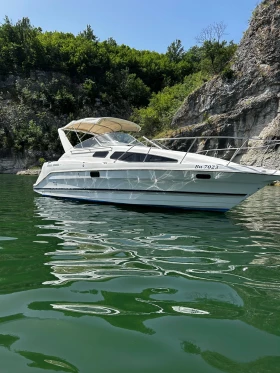 Моторна яхта Bayliner Bayliner siera 2855, снимка 4 - Воден транспорт - 48299472