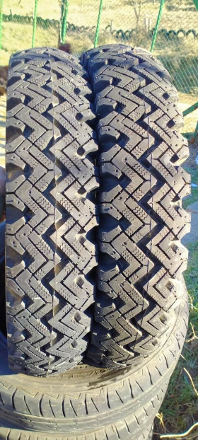 Гуми, снимка 1