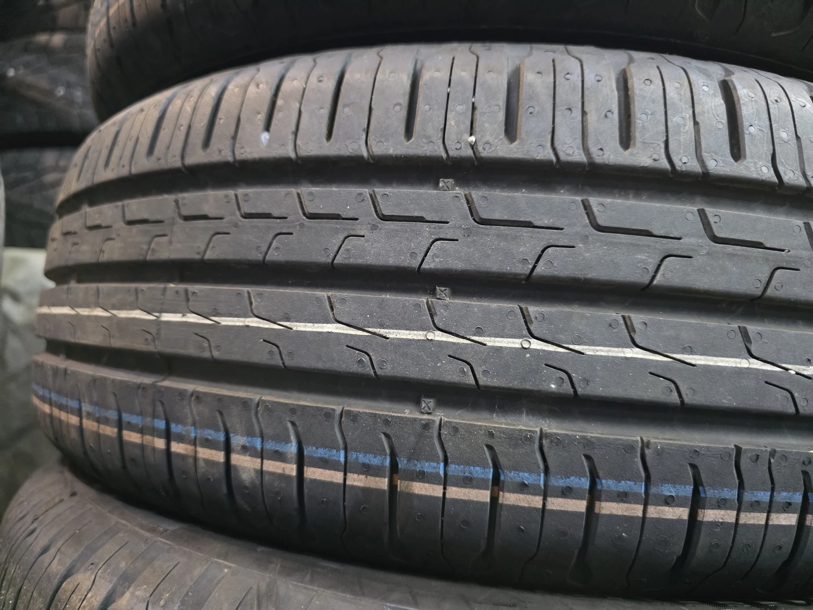 Гуми Летни 175/65R14, снимка 2 - Гуми и джанти - 56664522