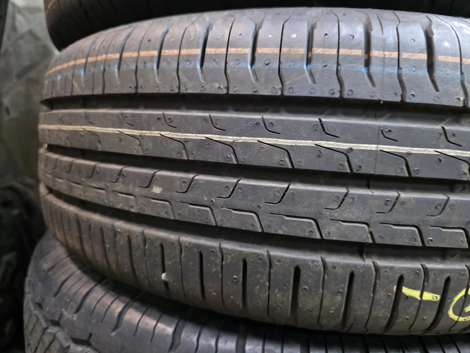 Гуми Летни 175/65R14, снимка 4 - Гуми и джанти - 56664522