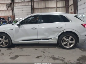 Audi E-Tron Premium Plus, снимка 6