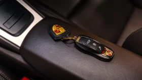 Porsche 911 Turbo S - 194900 лв. - 55729867 13