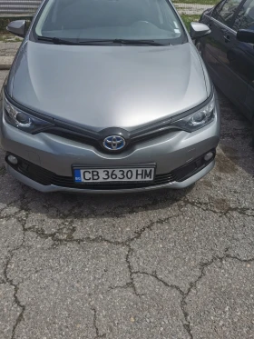 Обява за продажба на Toyota Auris Хибрид, купена от Тойота България  ~22 500 лв. - изображение 1