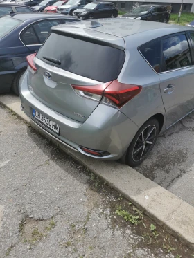 Обява за продажба на Toyota Auris Хибрид, купена от Тойота България  ~22 500 лв. - изображение 2
