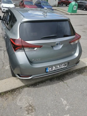 Обява за продажба на Toyota Auris Хибрид, купена от Тойота България  ~22 500 лв. - изображение 6