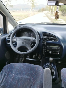 Обява за продажба на VW Sharan 1.9 TDI AFN 110к.с ~3 100 лв. - изображение 6 | Auto.bg Обява за продажба на VW Sharan 1.9 TDI AFN 110к.с ~3 100 лв. - изображение 6