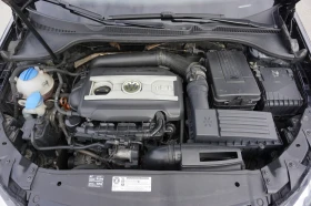 VW Golf 2.0 GTI/Обслужена/Нави/Ксенон/Кожа - 9400 € / 18384.80 лв. - 72646375 14
