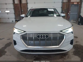 Audi E-Tron Premium Plus | Auto.bg — изображение 12