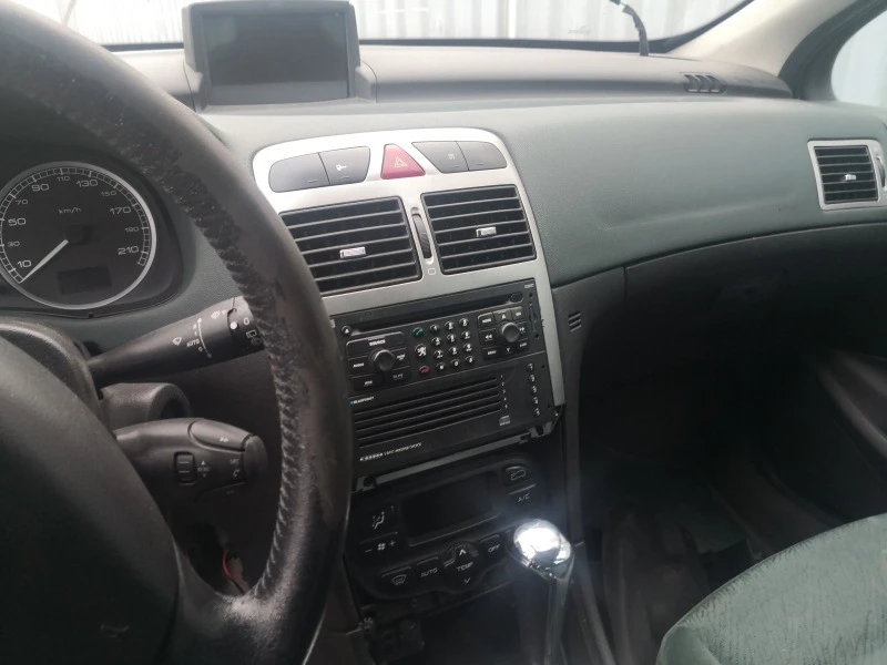 Peugeot 307 2.0i , снимка 5 - Автомобили и джипове - 49541477