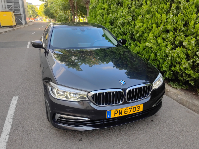 BMW 530 163х.км.Luxury Line* ADAPTIVE LED* 360  CAMERA* , снимка 2 - Автомобили и джипове - 46686187