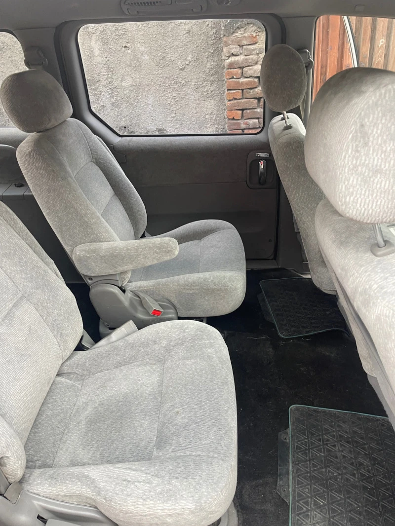 Kia Carnival 2.9 CRDI 16 V, снимка 12 - Автомобили и джипове - 46788912