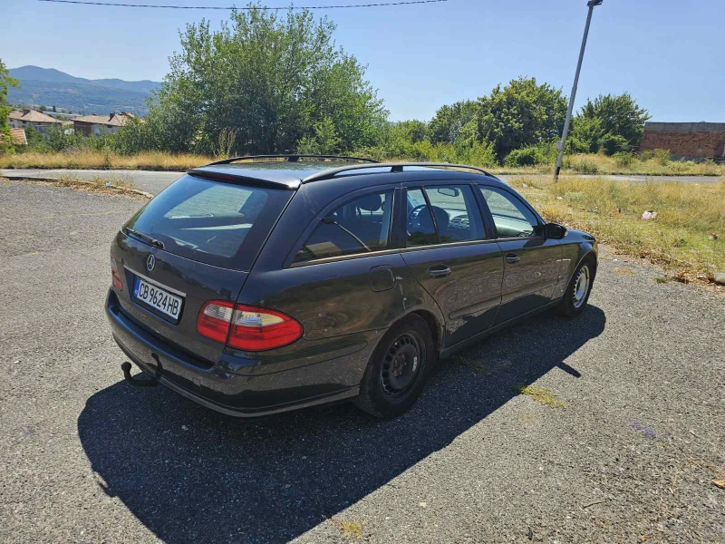 Mercedes-Benz E 270 CDI, снимка 4 - Автомобили и джипове - 46885683