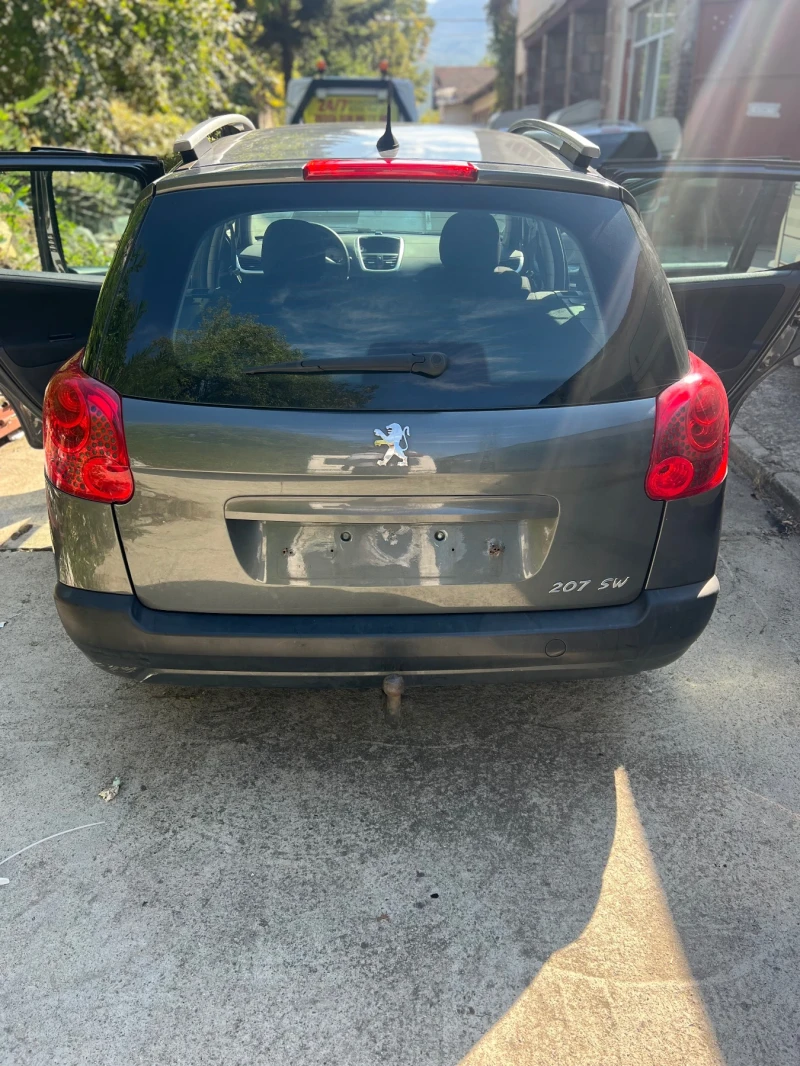 Peugeot 207 1.6 sw, снимка 3 - Автомобили и джипове - 47343132