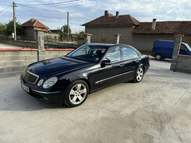 Mercedes-Benz E 320, снимка 4 - Автомобили и джипове - 47550819