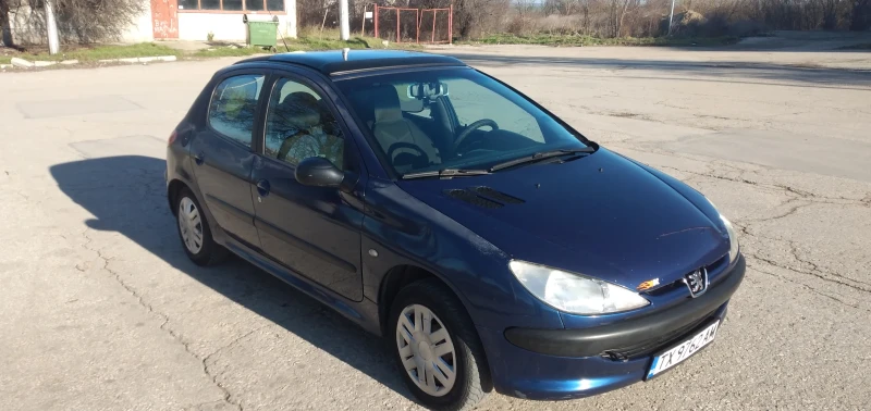 Peugeot 206, снимка 1 - Автомобили и джипове - 48774468