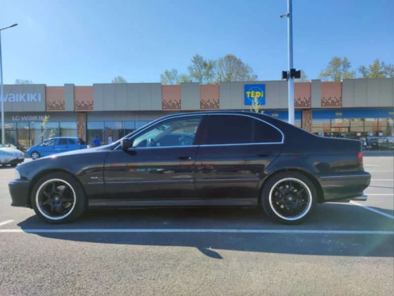 BMW 523, снимка 2 - Автомобили и джипове - 50939665