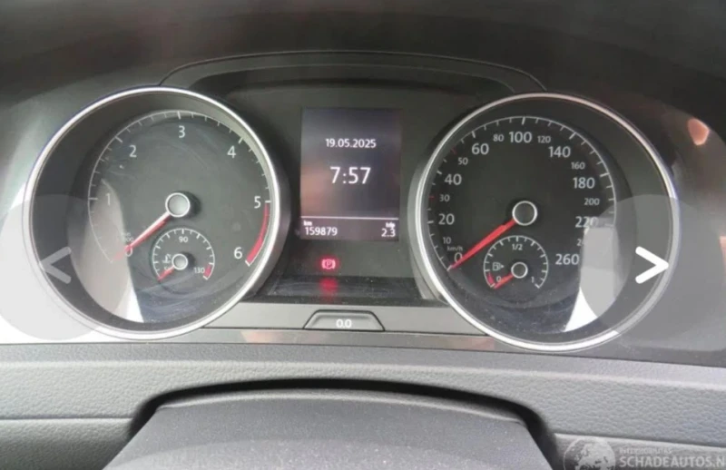 VW Golf, снимка 13 - Автомобили и джипове - 52875524