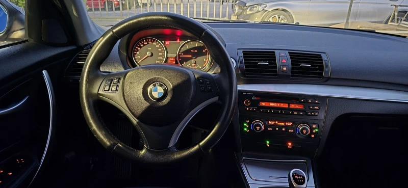 BMW 120 FACE / RECARO / Bi-Xenon, снимка 13 - Автомобили и джипове - 52584669