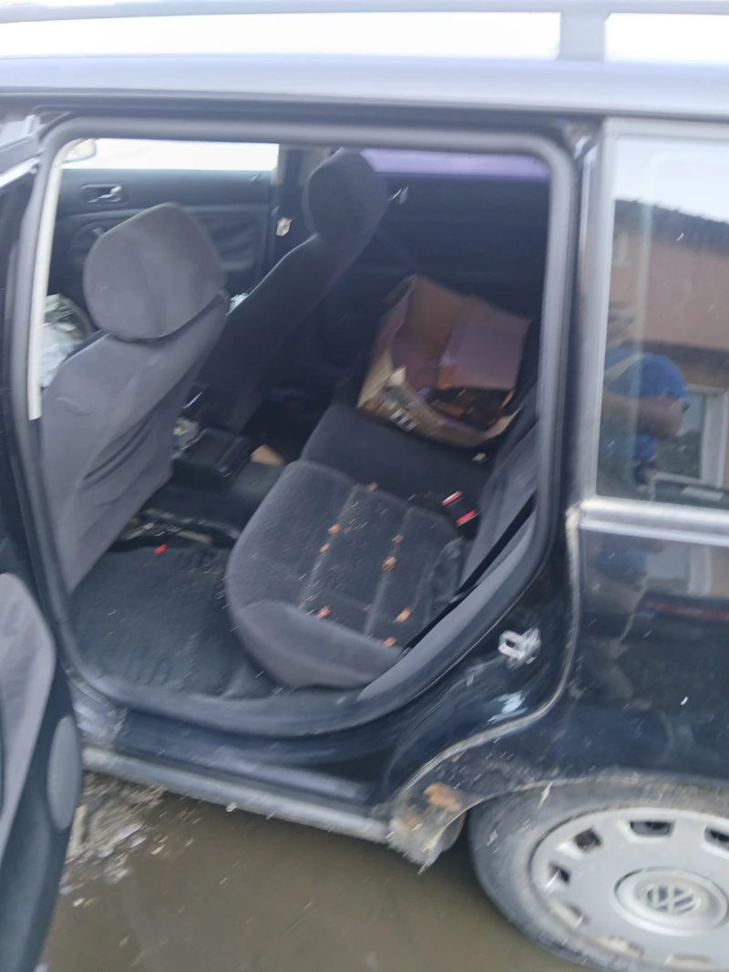 VW Passat 4, снимка 6 - Автомобили и джипове - 51803784