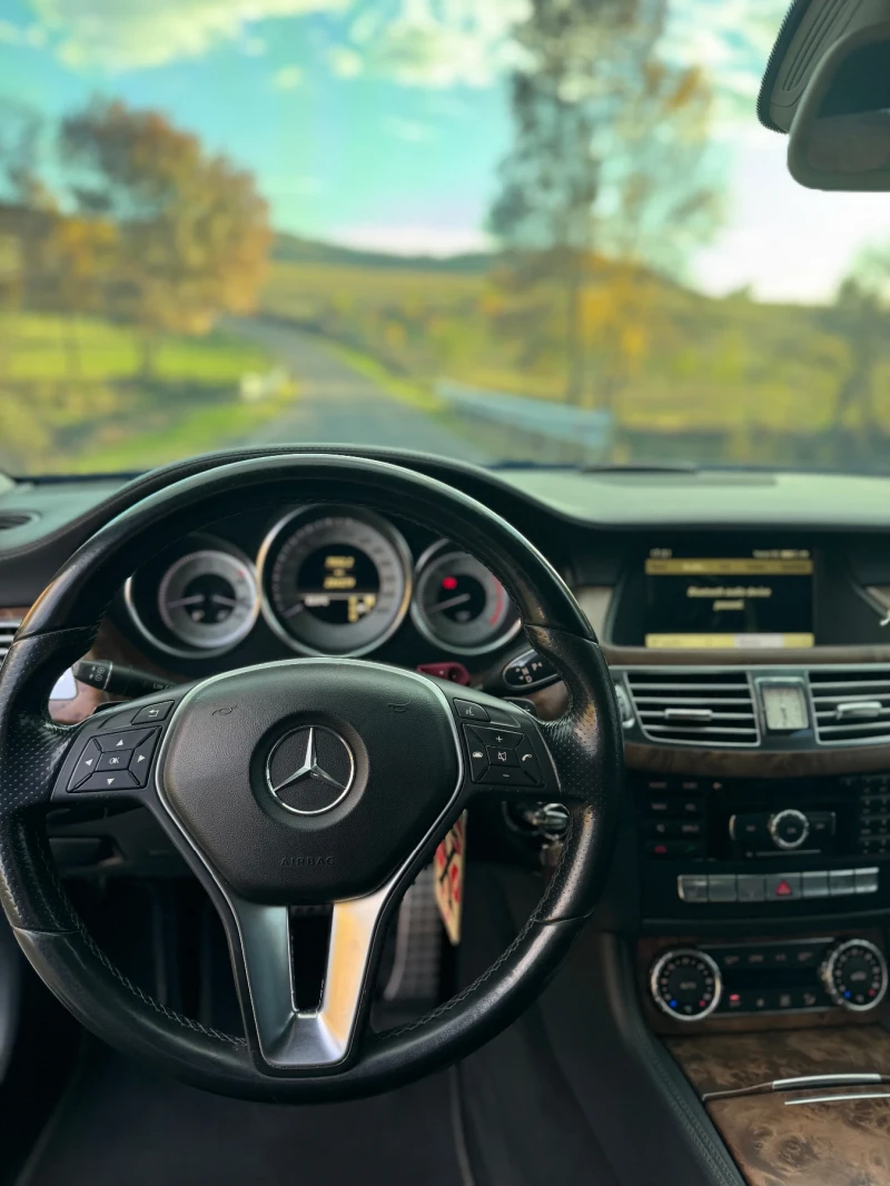 Mercedes-Benz CLS 350 AMG Line, снимка 13 - Автомобили и джипове - 52192074