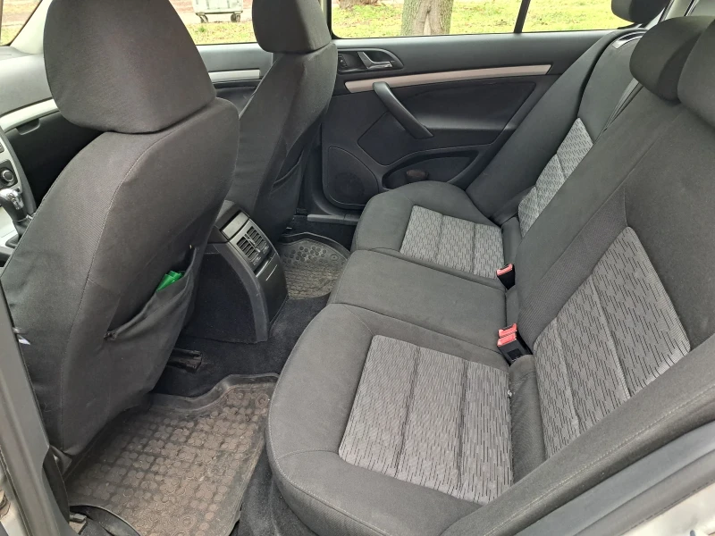 Skoda Octavia, снимка 12 - Автомобили и джипове - 53210572