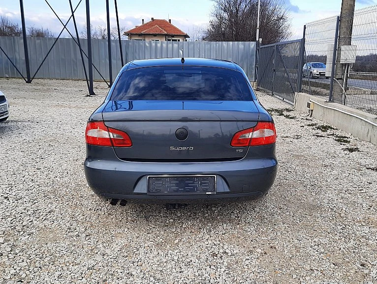 Skoda Superb 1.4* * * 130HP, снимка 5 - Автомобили и джипове - 48670141