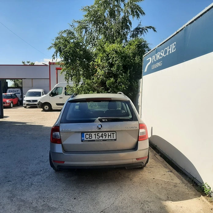 Skoda Octavia 1.6 TDI, снимка 5 - Автомобили и джипове - 49454754