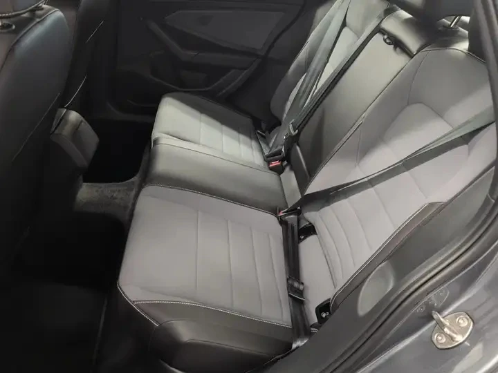 VW Jetta SPORT * * CARFAX * * АВТО КРЕДИТ * * , снимка 12 - Автомобили и джипове - 53991040