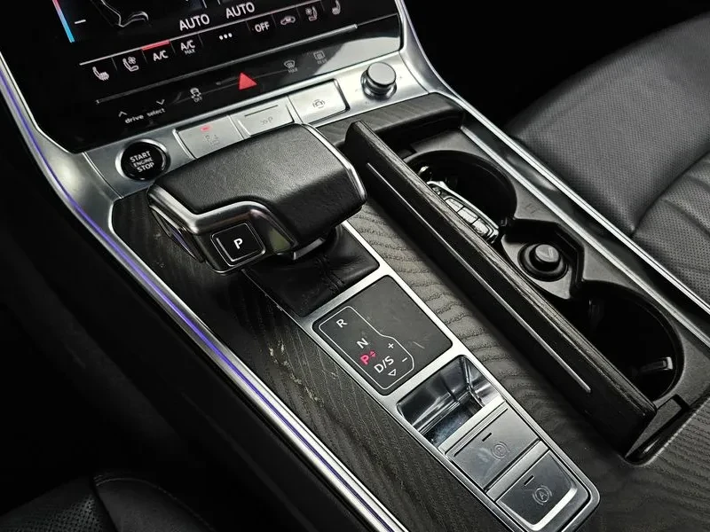 Audi A6 2.0 TFSI - САМО 30% АВАНС, снимка 9 - Автомобили и джипове - 56293766