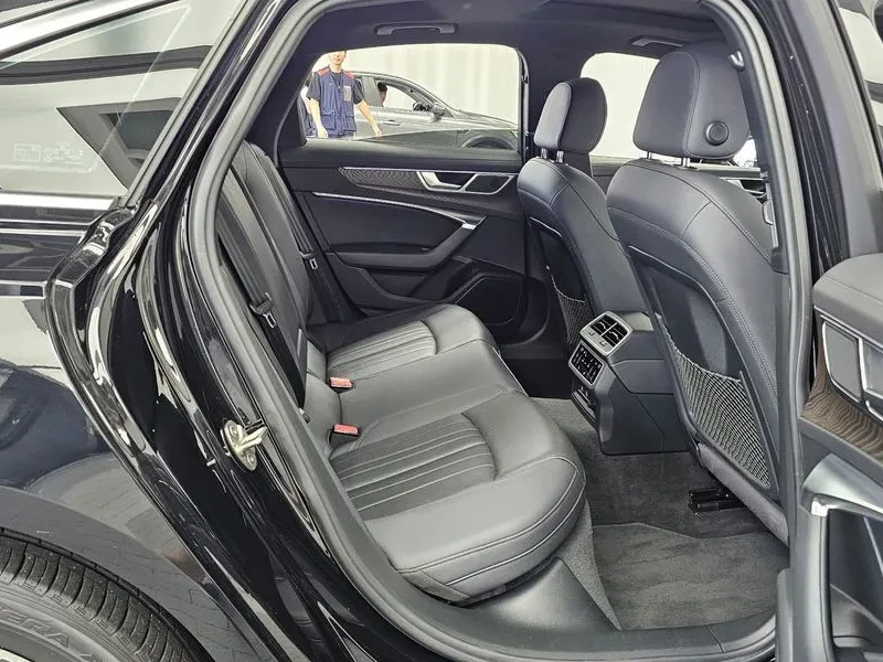 Audi A6 2.0 TFSI - САМО 30% АВАНС, снимка 12 - Автомобили и джипове - 56293766