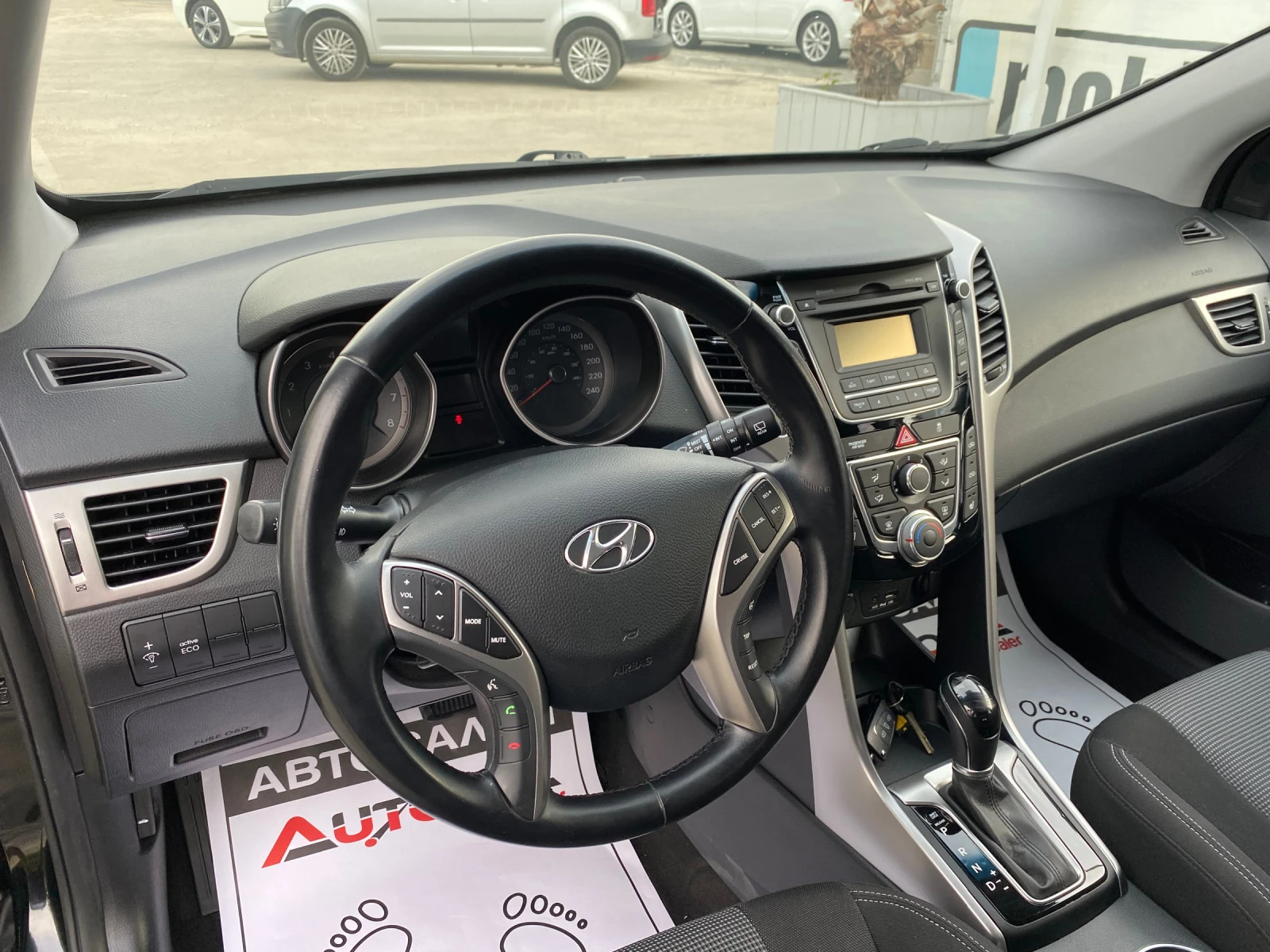 Hyundai Elantra GT= 2.0i-175кс= 72хил.км!= АВТОМАТ= ПАНОРАМА - изображение 8