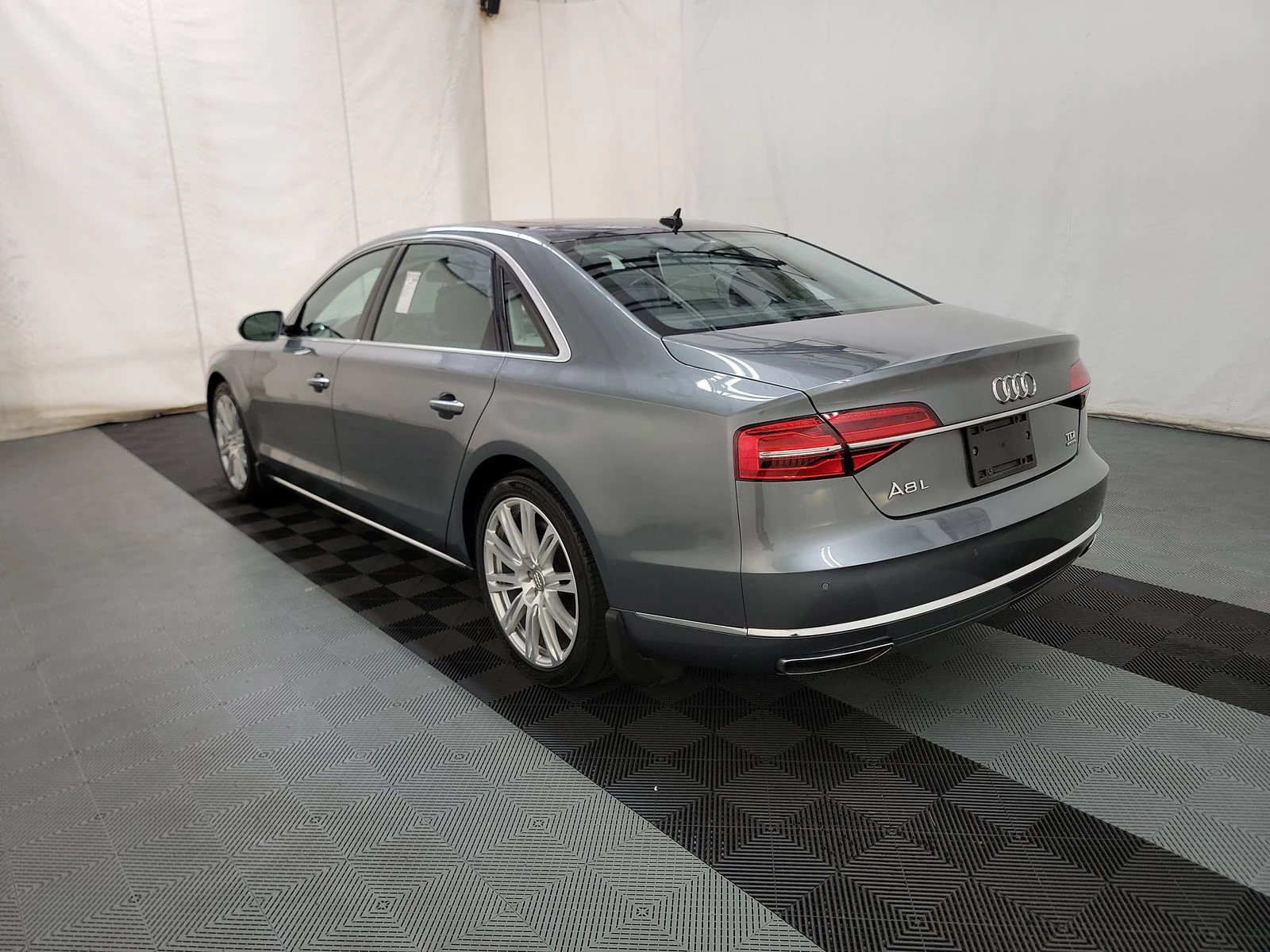 Audi A8 L* TDI* MATRIX* DISTRONIK* HEADUP* PANO* ОБДУХ* BO - изображение 5