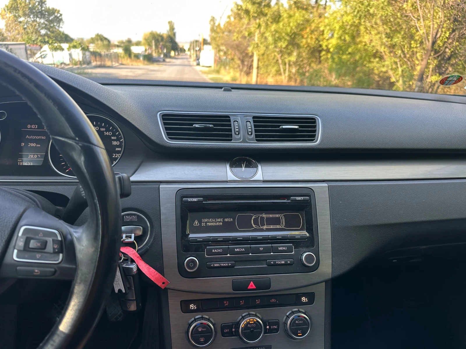 VW Passat 2, 0 TDI - изображение 7