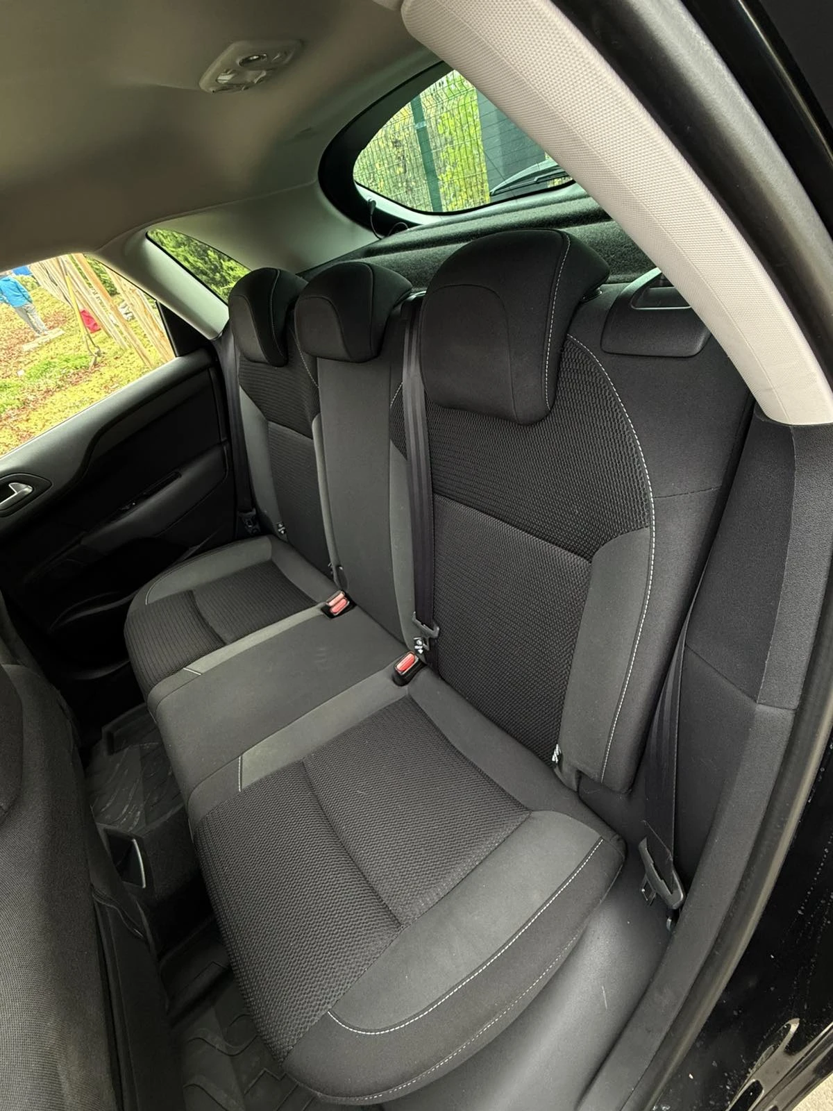 Citroen C4 1.2 THP - изображение 9