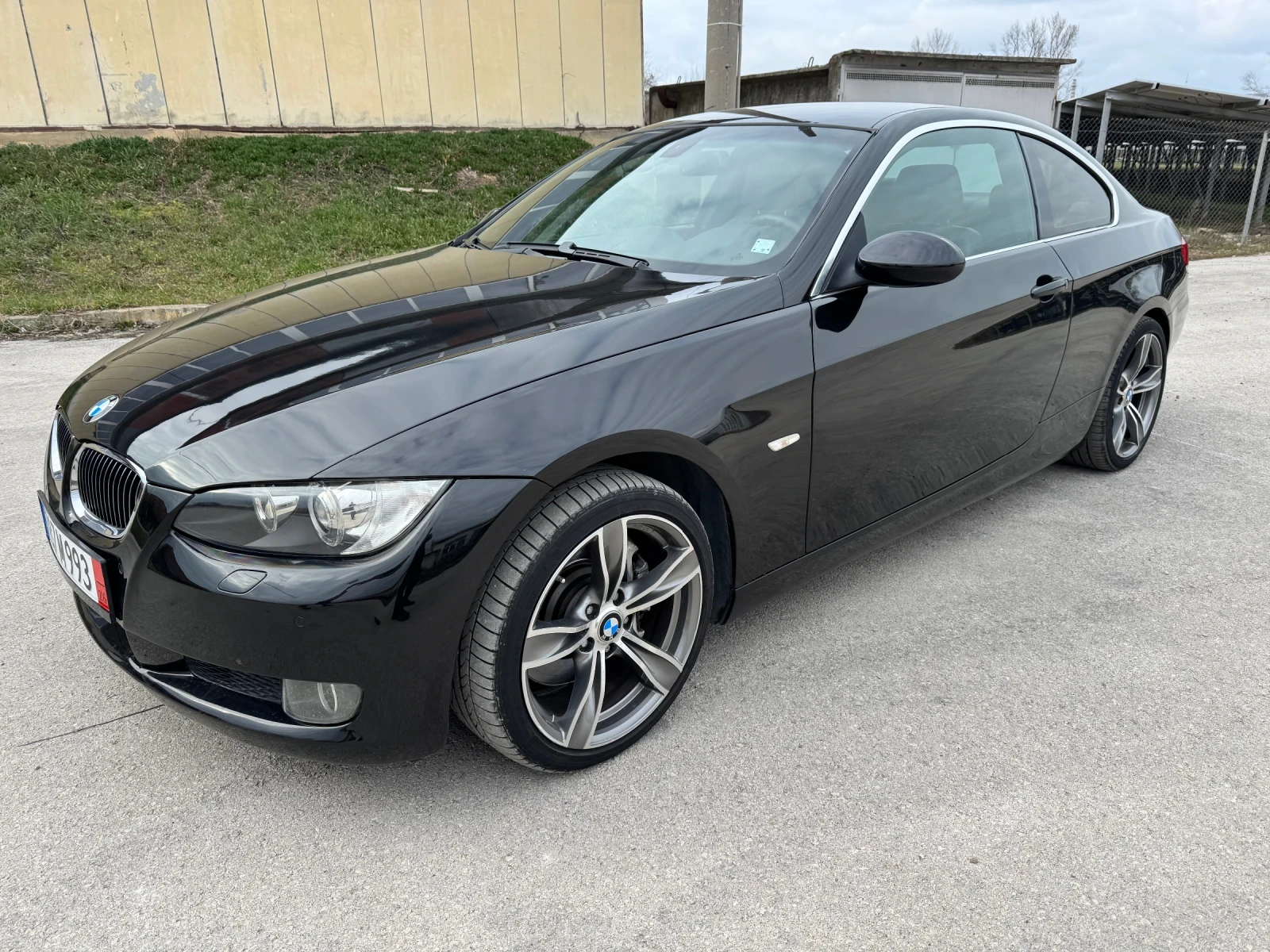 BMW 330 3.0D N57 231кс, снимка 3 - Автомобили и джипове - 53910465