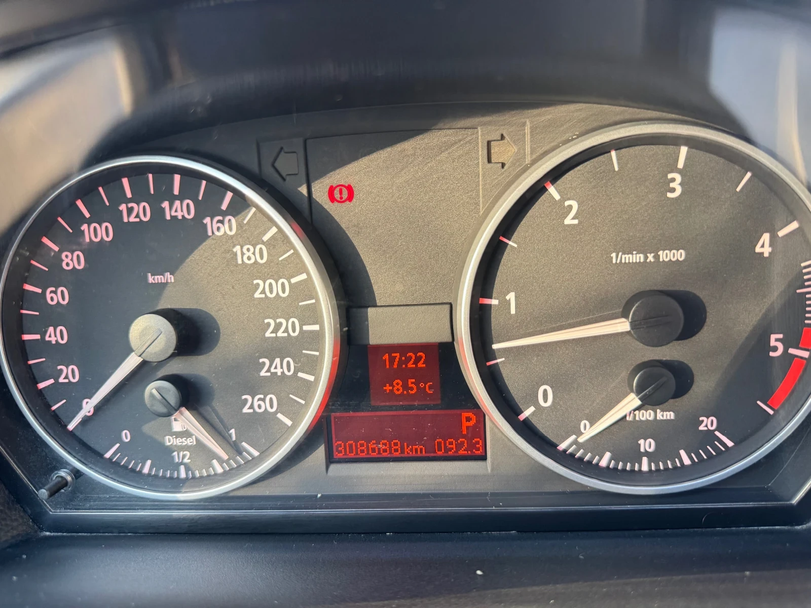 BMW 330 xD, снимка 14 - Автомобили и джипове - 53914705