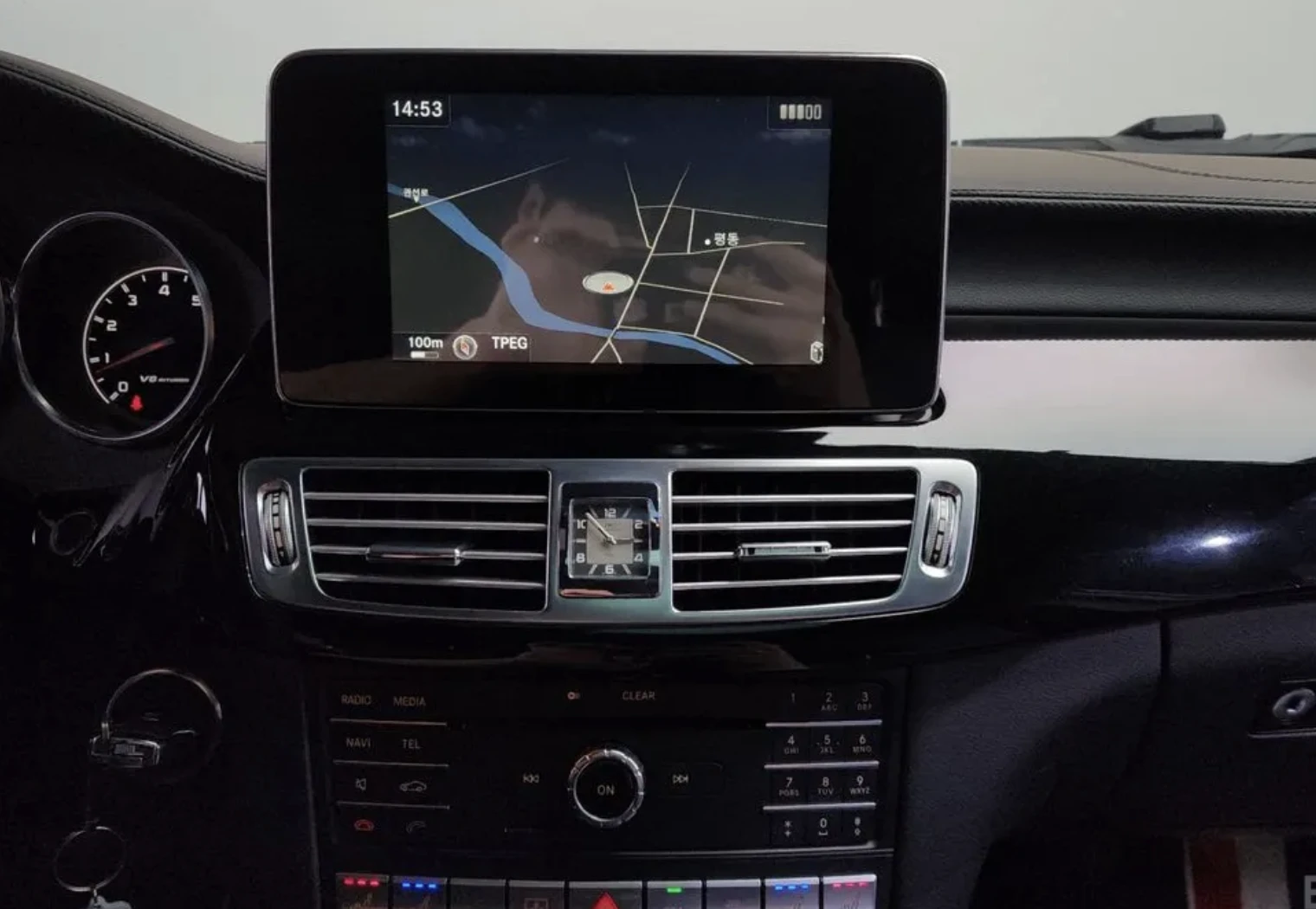 Mercedes-Benz CLS 63 AMG 4MATIC* 360* Подгрев* Обдухване* Кейлес* МАСАЖИ* П, снимка 14 - Автомобили и джипове - 54021385