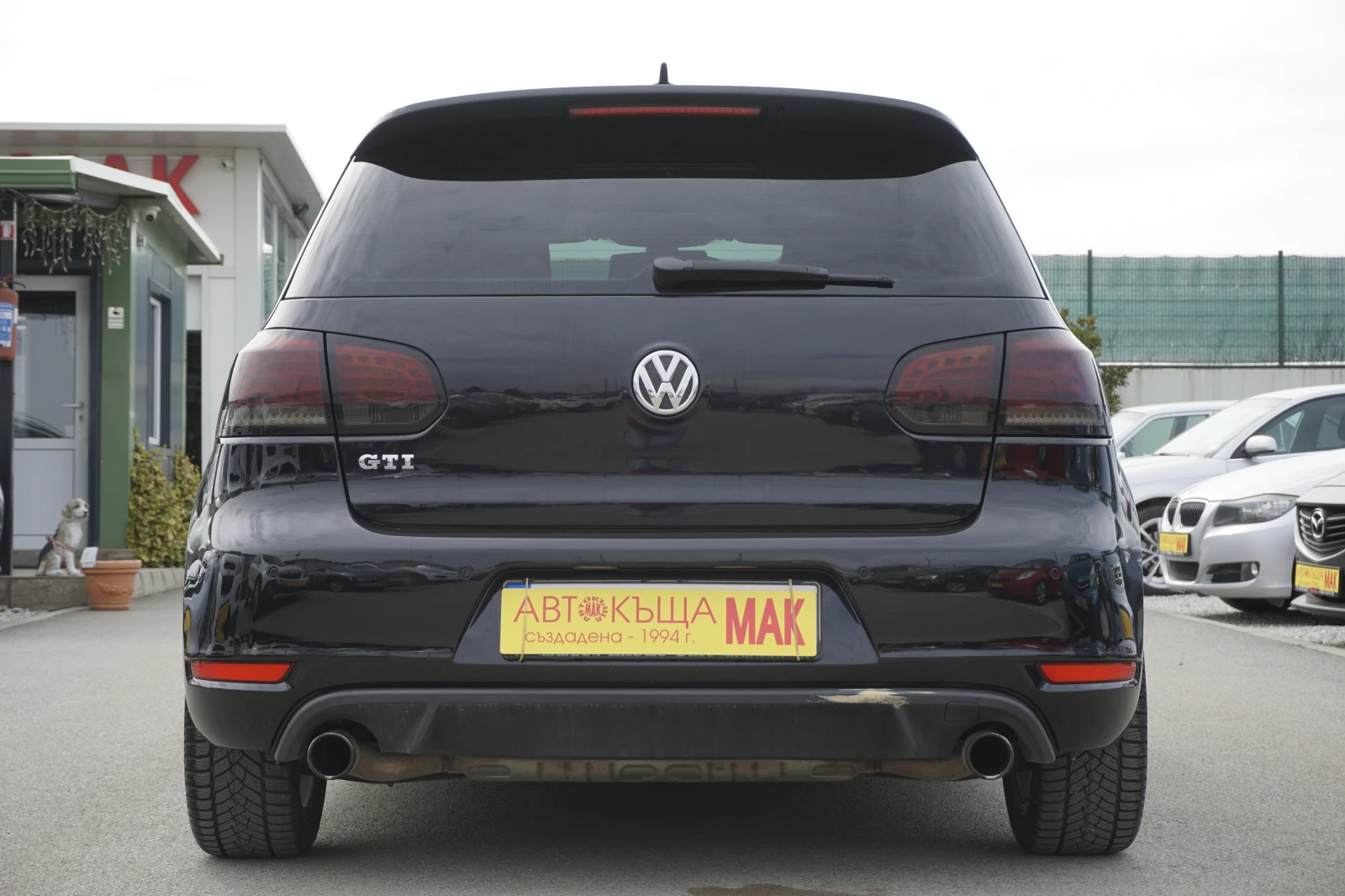 VW Golf 2.0 GTI/Обслужена/Нави/Ксенон/Кожа, снимка 6 - Автомобили и джипове - 54223468