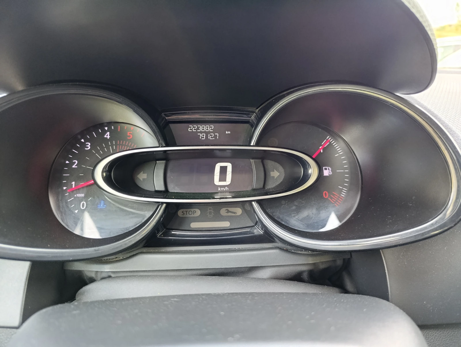 Renault Clio Grandtour 1.5 dCi 75hp ������� �� �� | Mobile.bg � ����������� 11