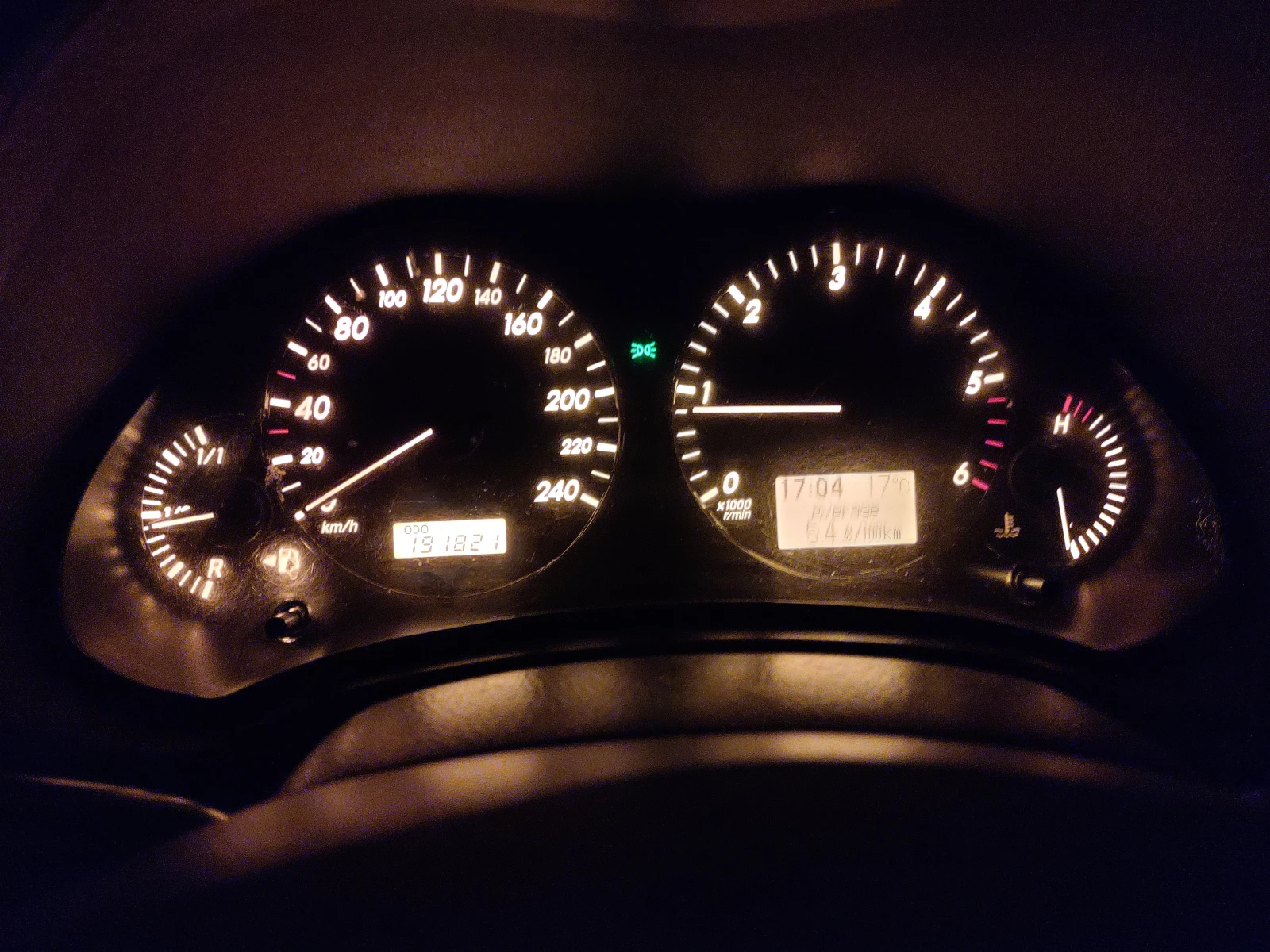 Toyota Avensis T25 2, 0 D4D, снимка 12 - Автомобили и джипове - 54415977